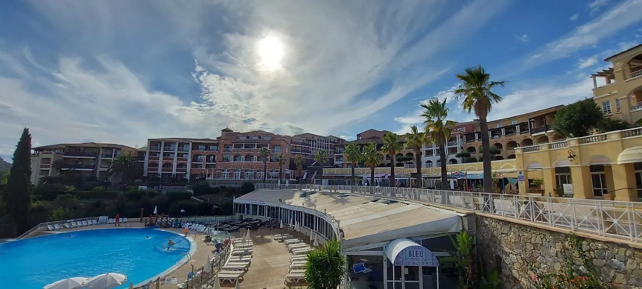 Saint-Raphael- Vue Mer Et Massif De L'Esterel