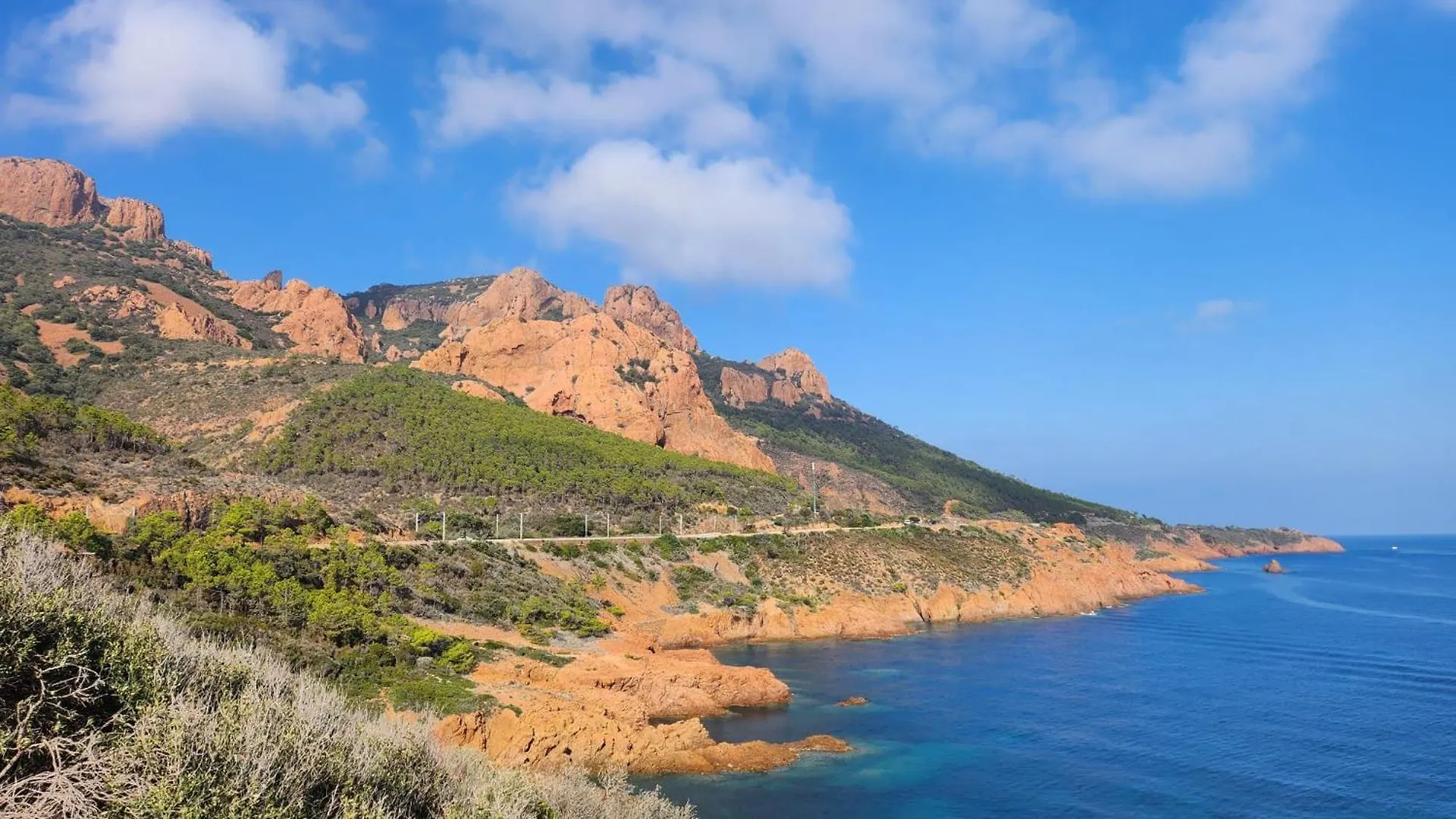 Saint-Raphael- Vue Mer Et Massif De L'Esterel 0*, Saint-Raphael (Var)