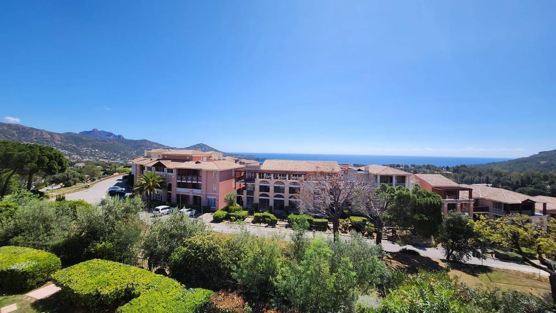 Saint-Raphael- Vue Mer Et Massif De L'Esterel Francia